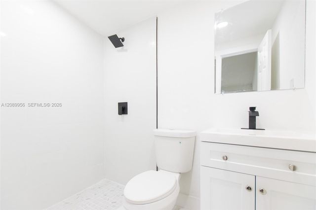 2324 NW 14th Avenue, Miami, FL 33142