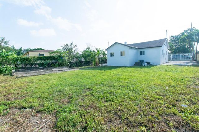 2324 NW 14th Avenue, Miami, FL 33142