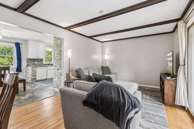 1064 Hackmann Circle NE, Fridley, MN 55432