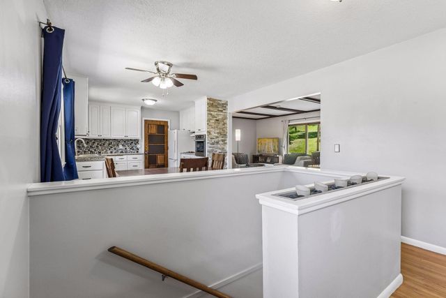 1064 Hackmann Circle NE, Fridley, MN 55432