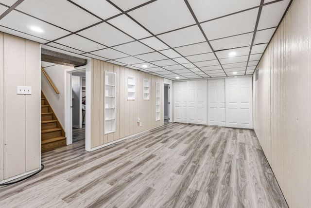 1064 Hackmann Circle NE, Fridley, MN 55432