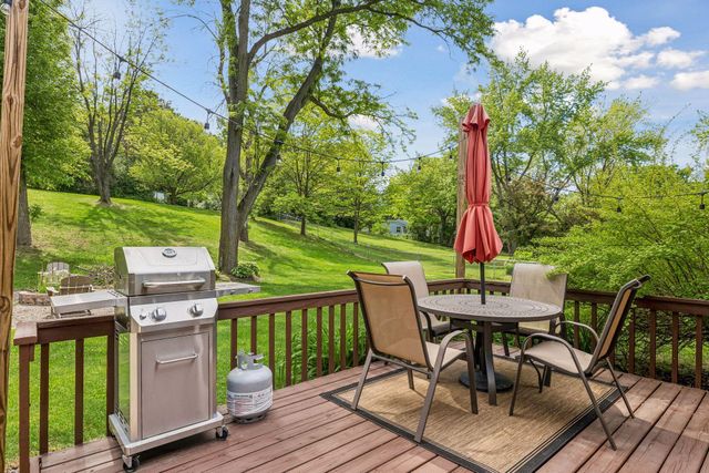 1064 Hackmann Circle NE, Fridley, MN 55432