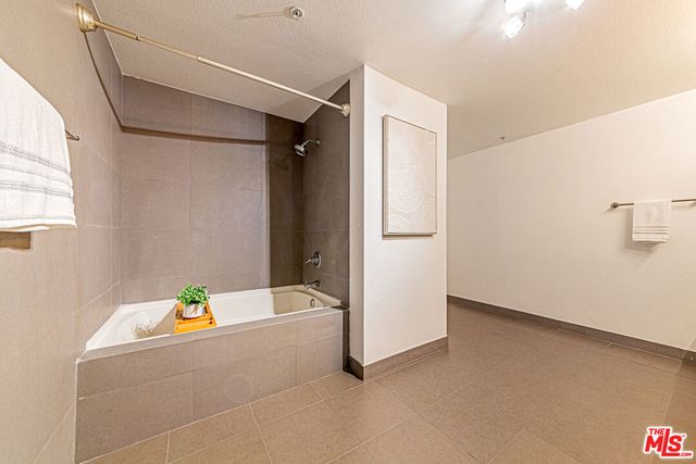 1234 Wilshire Boulevard 321, Los Angeles, CA 90017