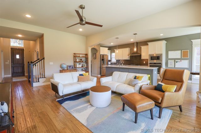 1609 E Pasadena Street, Broken Arrow, OK 74011