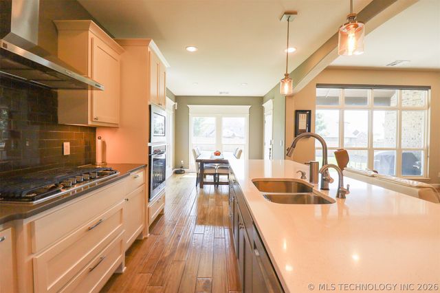 1609 E Pasadena Street, Broken Arrow, OK 74011