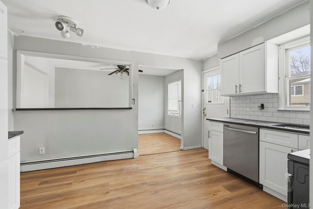 55 Leroy Avenue, Valhalla, NY 10595