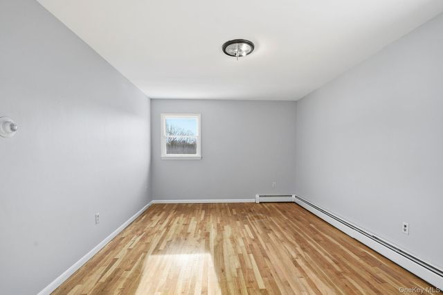 55 Leroy Avenue, Valhalla, NY 10595