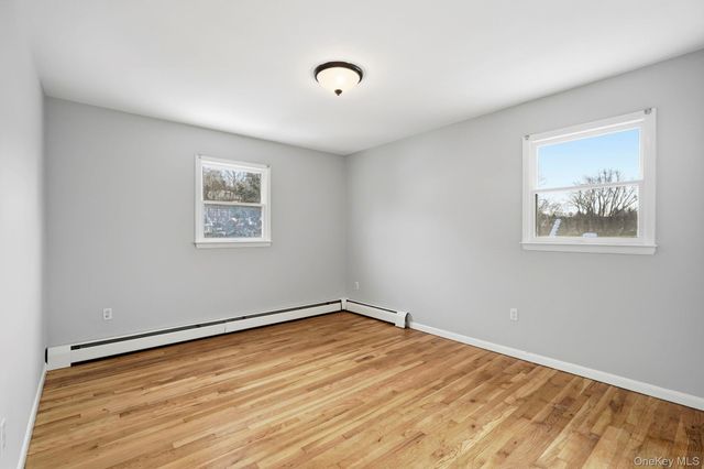 55 Leroy Avenue, Valhalla, NY 10595