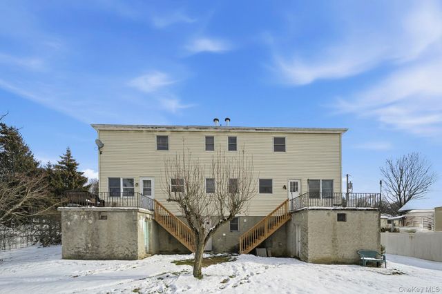 55 Leroy Avenue, Valhalla, NY 10595