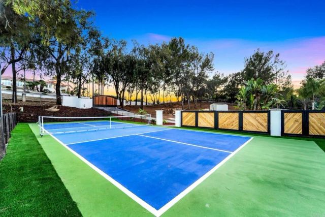 3065 Fairview Drive, Vista, CA 92084