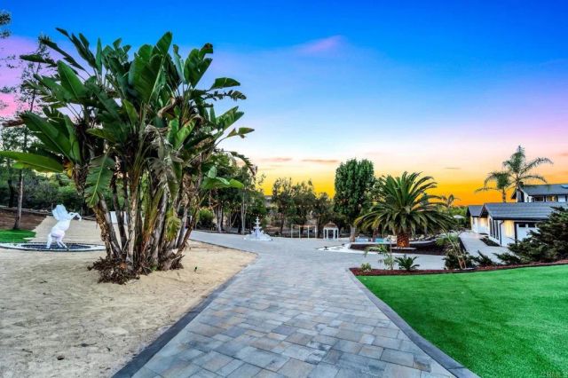 3065 Fairview Drive, Vista, CA 92084