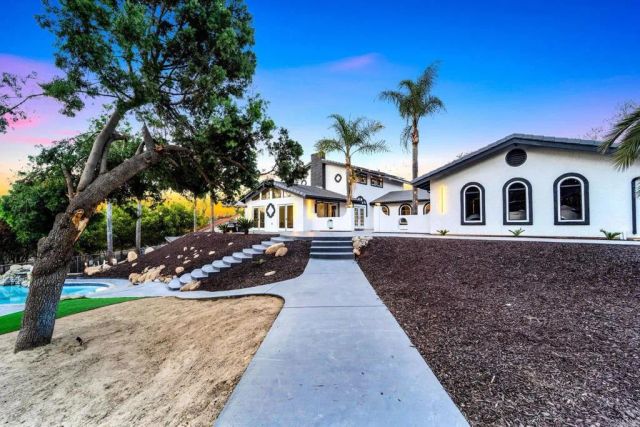 3065 Fairview Drive, Vista, CA 92084