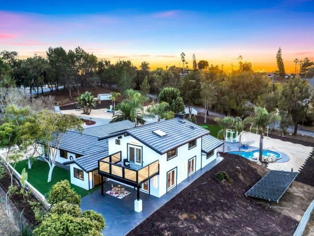 3065 Fairview Drive, Vista, CA 92084