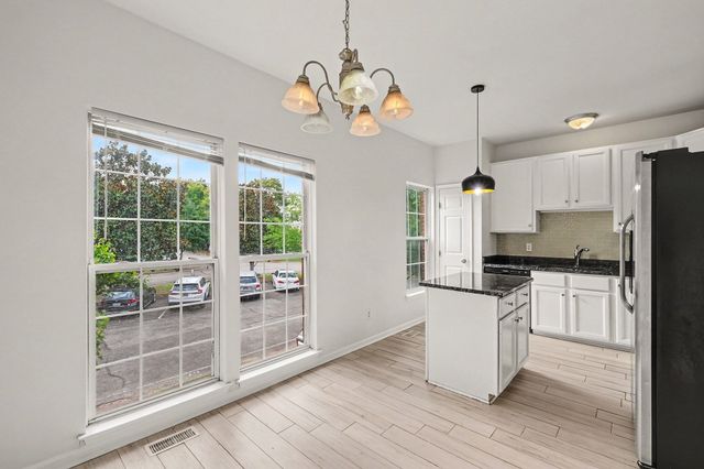 663 Huffine Manor Cir, Franklin, TN 37067