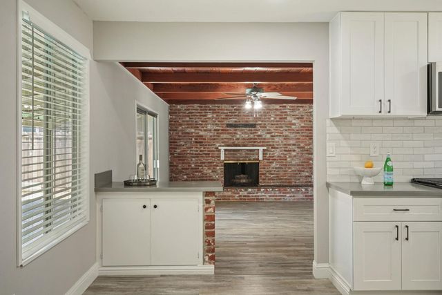 1711 W Tokay St, Lodi, CA 95242