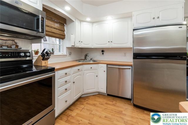 2415 West Tremont Street, Allentown City, PA 18104