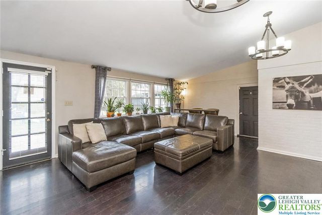 2415 West Tremont Street, Allentown City, PA 18104