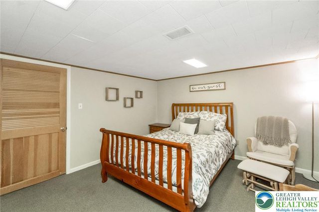 2415 West Tremont Street, Allentown City, PA 18104