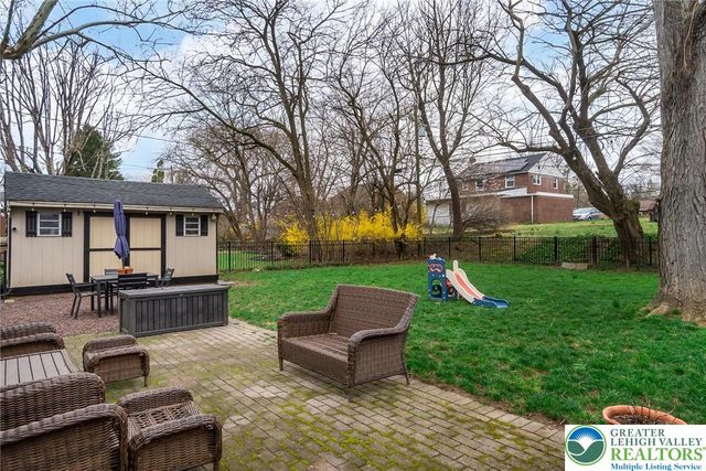 2415 West Tremont Street, Allentown City, PA 18104