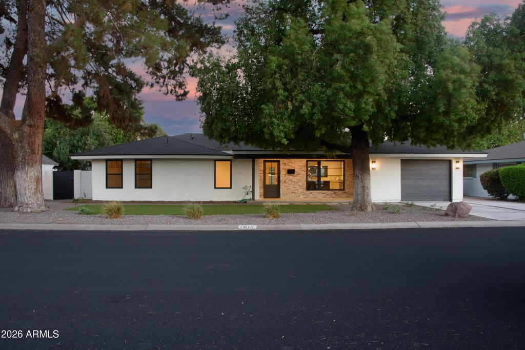 1117 W VERMONT Avenue, Phoenix, AZ 85013 — photo 2