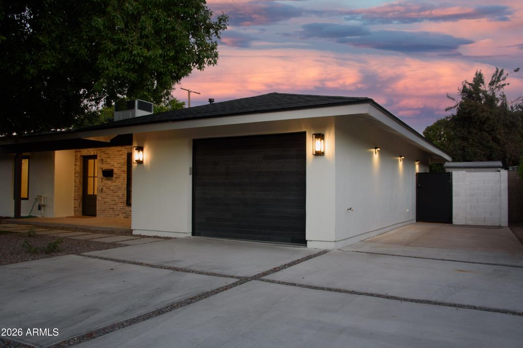 1117 W VERMONT Avenue, Phoenix, AZ 85013 — photo 4