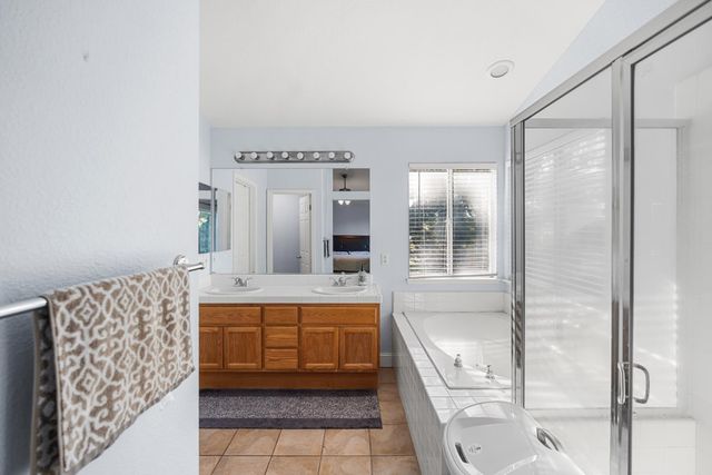 2751 Tejon St, Lodi, CA 95242