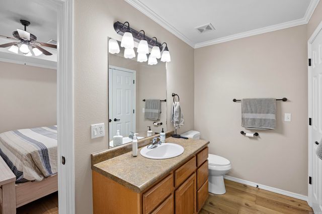 140 Hawthorne Lane, Russellville, AR 72802