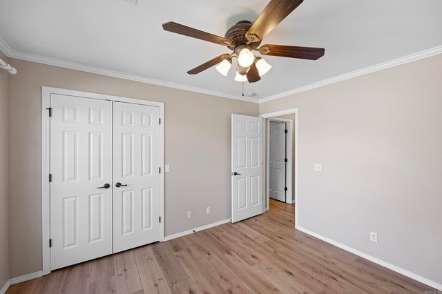 140 Hawthorne Lane, Russellville, AR 72802