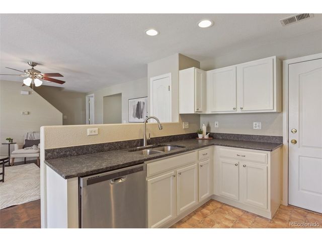 9723 Marmot Ridge Cir, Littleton, CO 80125