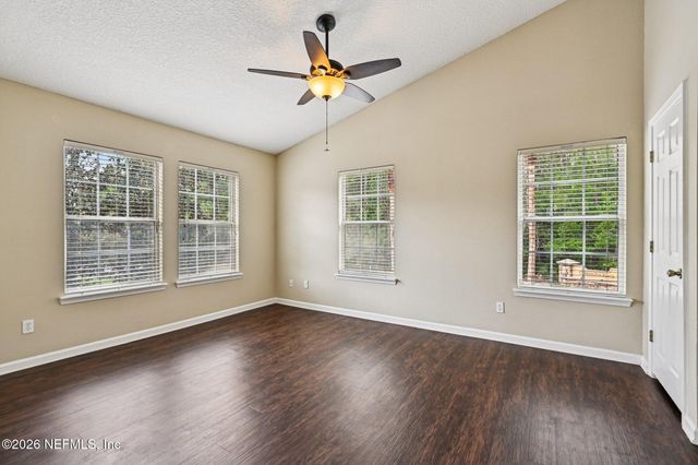 2200 MARSH HAWK Lane 113, Fleming Island, FL 32003