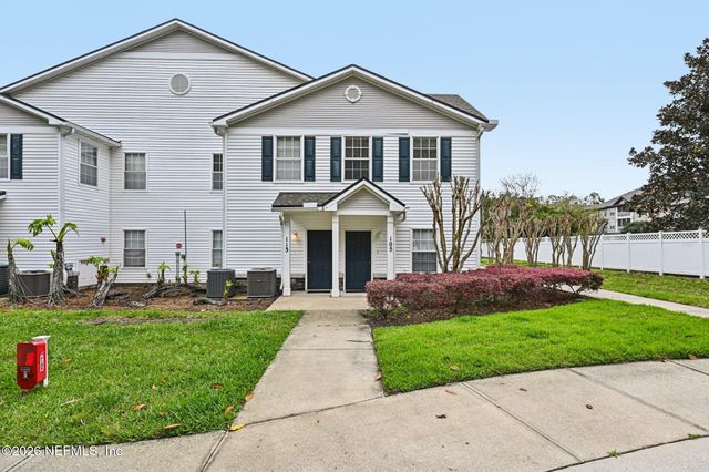 2200 MARSH HAWK Lane 113, Fleming Island, FL 32003