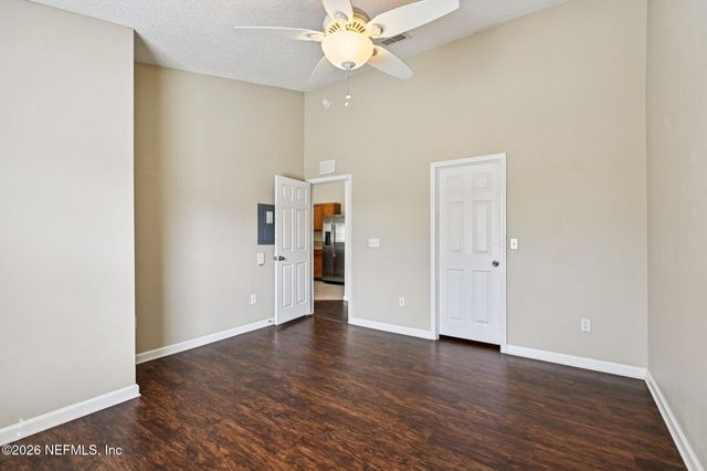 2200 MARSH HAWK Lane 113, Fleming Island, FL 32003