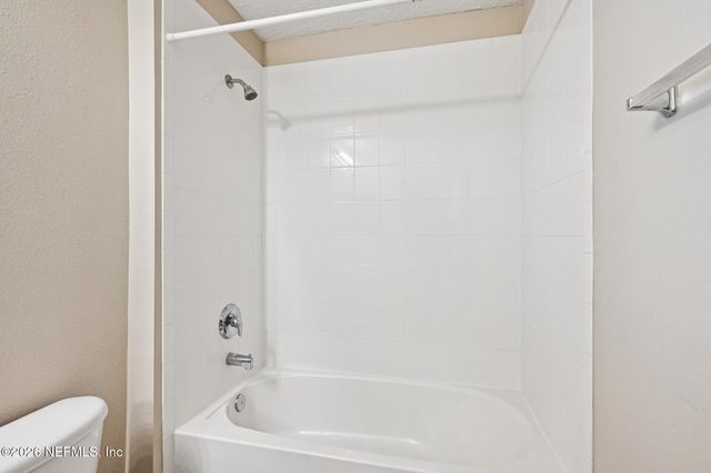 2200 MARSH HAWK Lane 113, Fleming Island, FL 32003