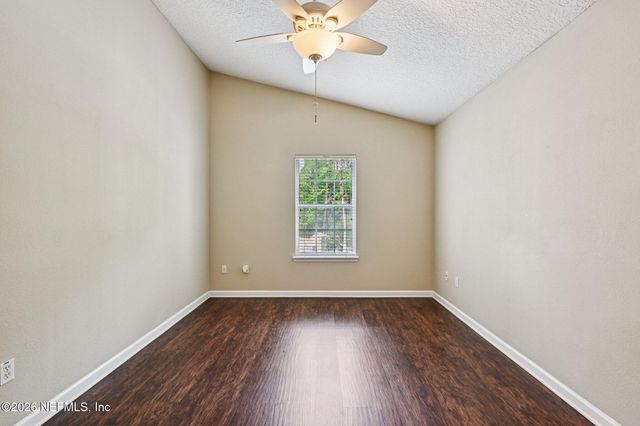 2200 MARSH HAWK Lane 113, Fleming Island, FL 32003