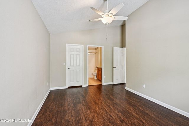 2200 MARSH HAWK Lane 113, Fleming Island, FL 32003