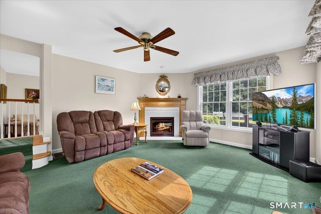 13 High Field Lane, Chester, CT 06412