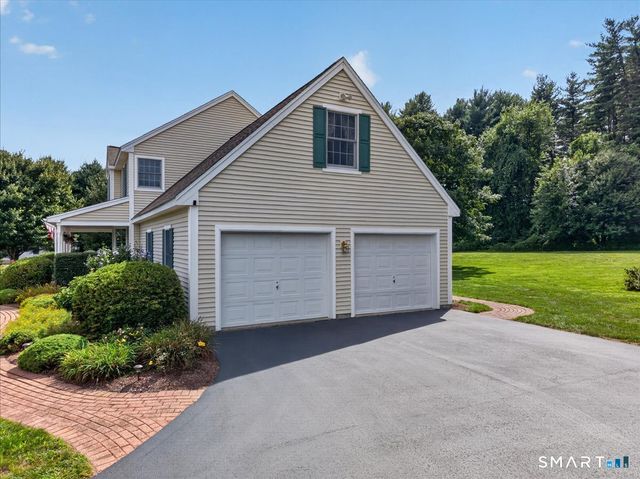 13 High Field Lane, Chester, CT 06412