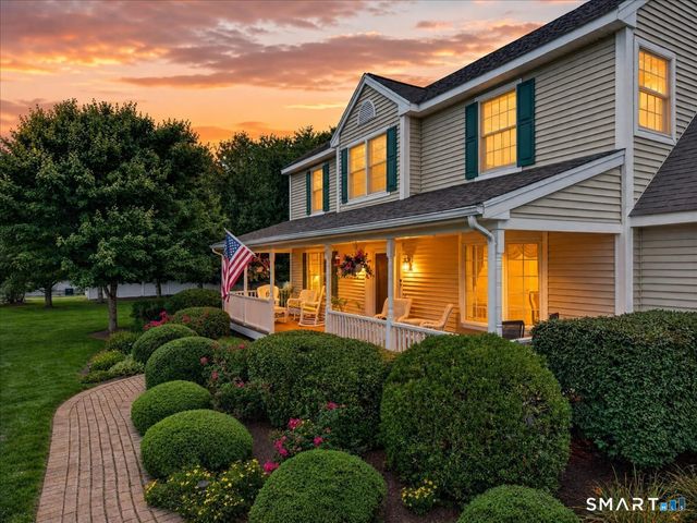 13 High Field Lane, Chester, CT 06412