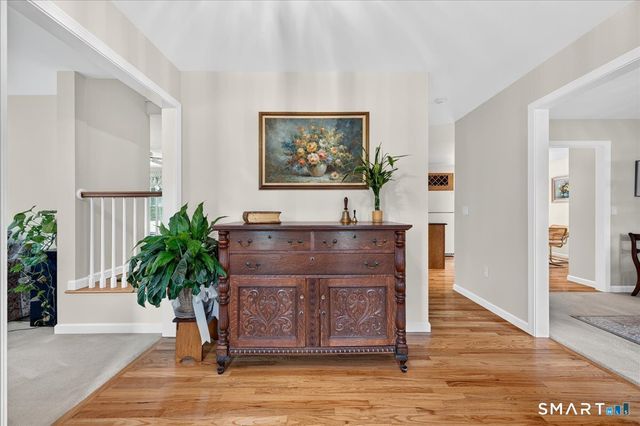 13 High Field Lane, Chester, CT 06412