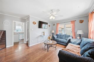 4130 Oxford Street, Des Moines, IA 50313