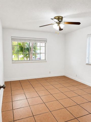 3115 Park Avenue 3, Singer Island, FL 33404