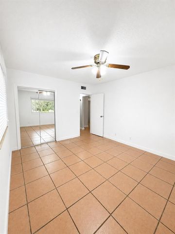 3115 Park Avenue 3, Singer Island, FL 33404