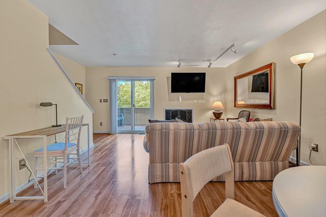 6912 Buck Crossing DR, Roanoke, VA 24018