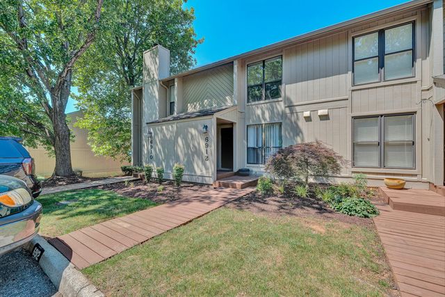6912 Buck Crossing DR, Roanoke, VA 24018