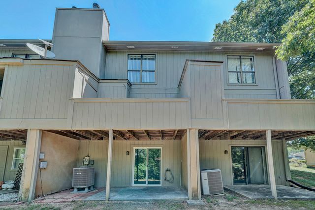 6912 Buck Crossing DR, Roanoke, VA 24018