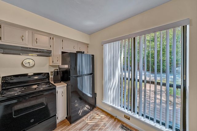 6912 Buck Crossing DR, Roanoke, VA 24018