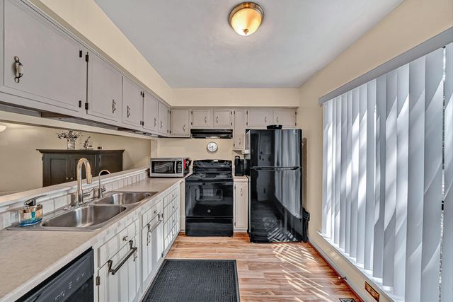 6912 Buck Crossing DR, Roanoke, VA 24018
