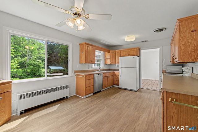 9 Old State Road 3, Oxford, CT 06478