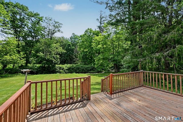 9 Old State Road 3, Oxford, CT 06478
