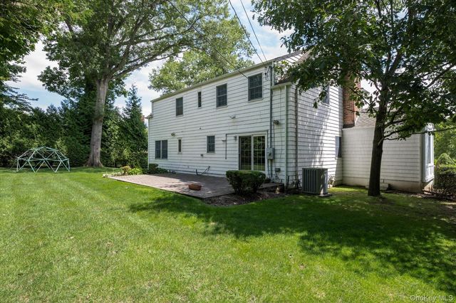 73 Revere Road, East Hills, NY 11577